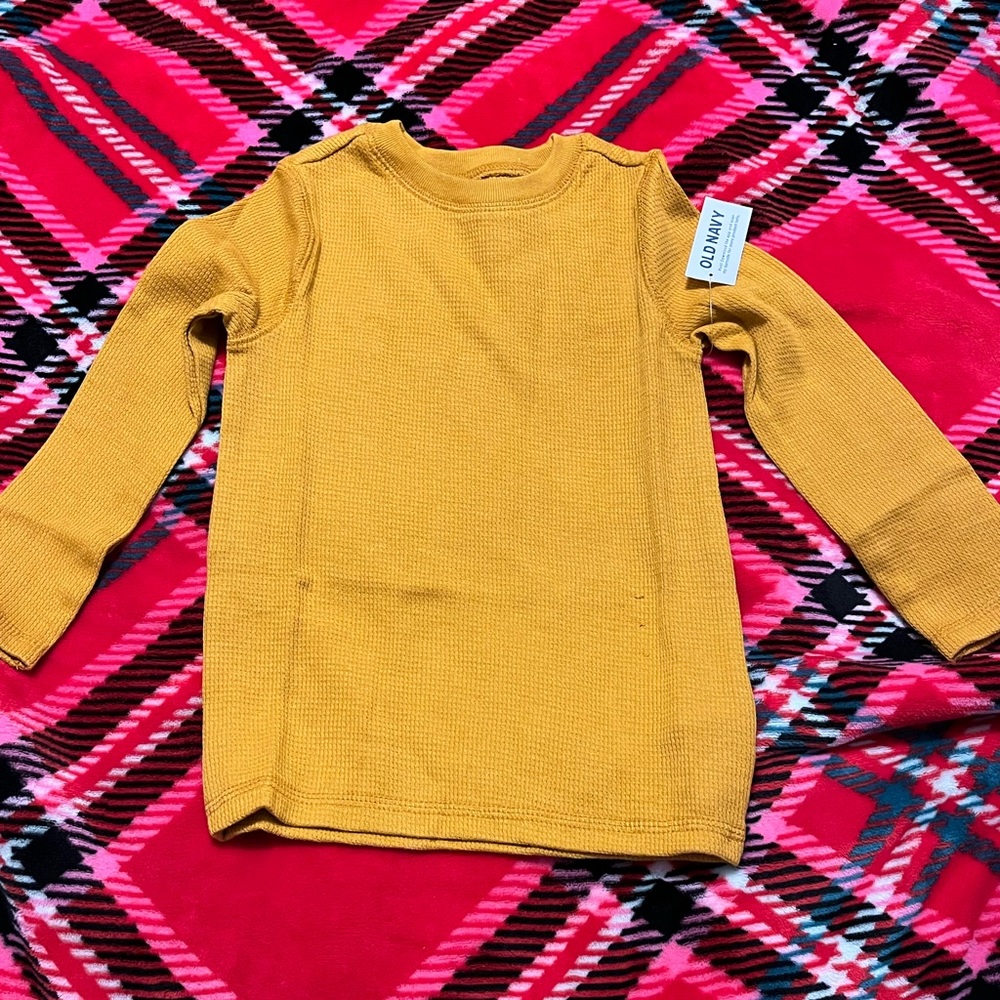 NWT- 2/3 piece set, yellow waffle knit shirt with blue pants old navy, 3T boys